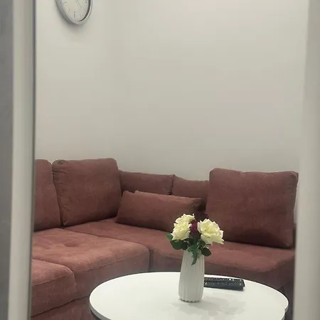 Apartament Rovena Korcza
